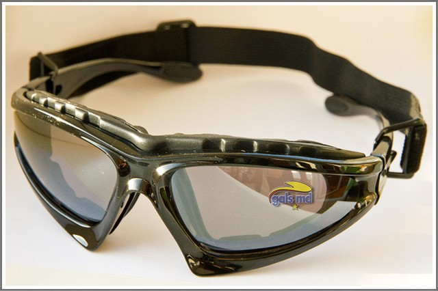 Солнцезащитные очки - фото 1 - id-p167816