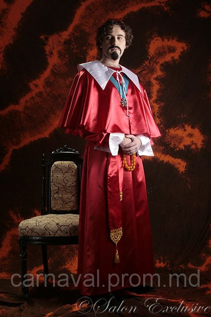 Карнавальный костюм Кардинал Ришелье - фото 1 - id-p2523649