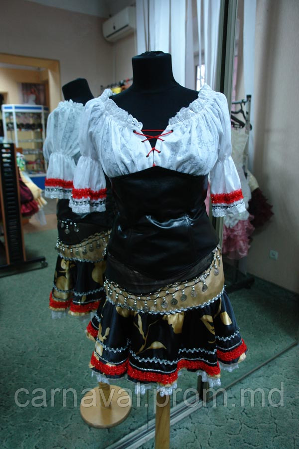 Карнавальный костюм Цыганка - фото 1 - id-p2523734