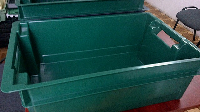 Универсальный пластиковый ящик, сплошной - фото 1 - id-p298012