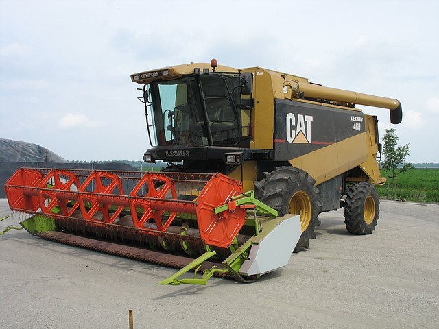 Caterpiller Claas Lexion 460, 2001 г. в. - фото 1 - id-p2860