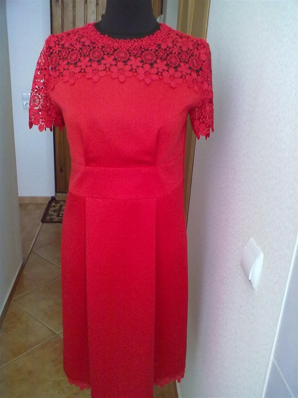 Коктельное платье с кружевным верхом - фото 1 - id-p3499846