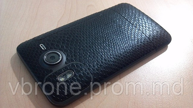 Декоративная защитная пленка для HTC Desire HD, рептилия черная - фото 1 - id-p3865888