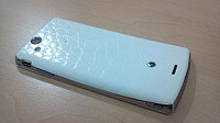 Декоративная защитная пленка для Sony Ericsson Xperia Arc S аллигатор белый