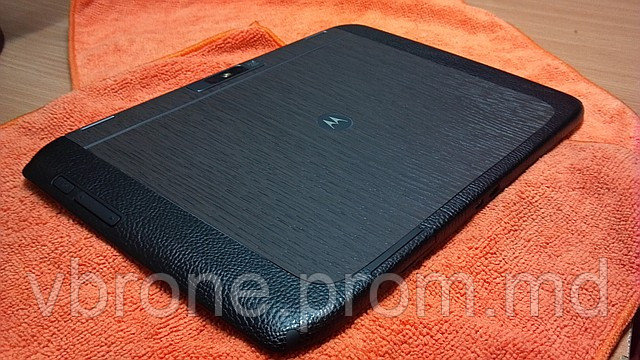 Декоративная защитная пленка для планшета Motorola Xoom 2 дерево+кожа - фото 1 - id-p3865944