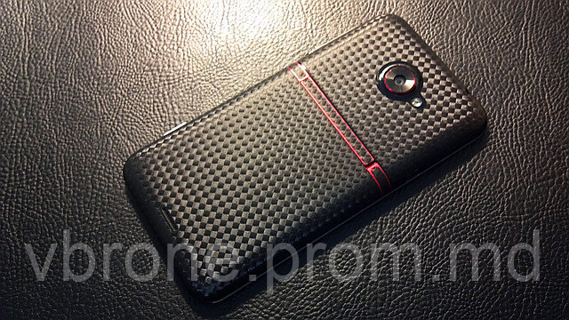 Декоративная защитная пленка для HTC T720d One XC карбон кубик черный - фото 1 - id-p3866558