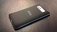 Декоративная защитная пленка для HTC Desire 600 микро карбон черный
