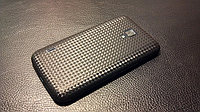 Декоративная защитная пленка для LG P715 Optimus L7 2 Dual карбон кубик черный