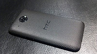 Декоративная защитная пленка для HTC Desire 601 "микрокарбон черный"