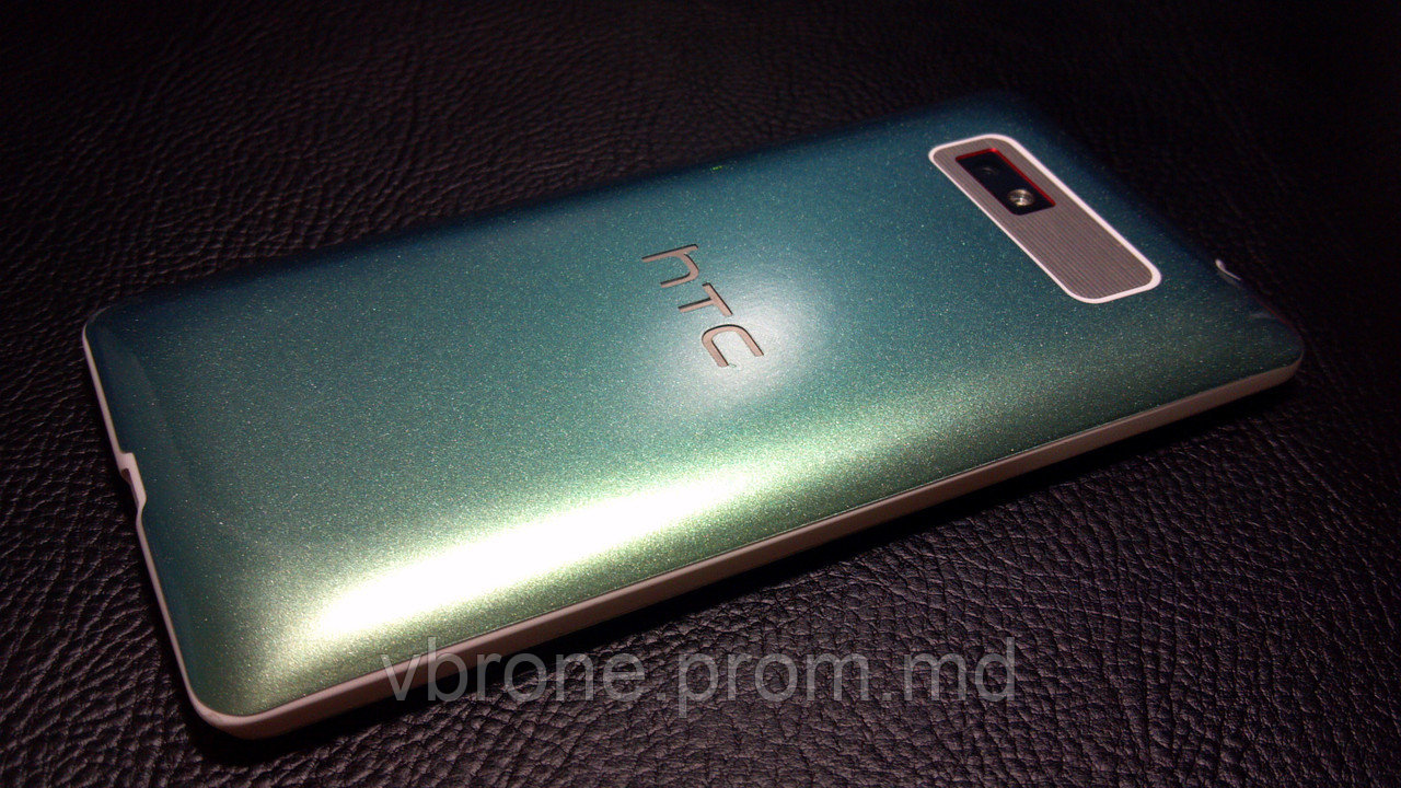 Декоративная защитная пленка для HTC Desire 600 хаммелион зеленный - фото 1 - id-p3867452