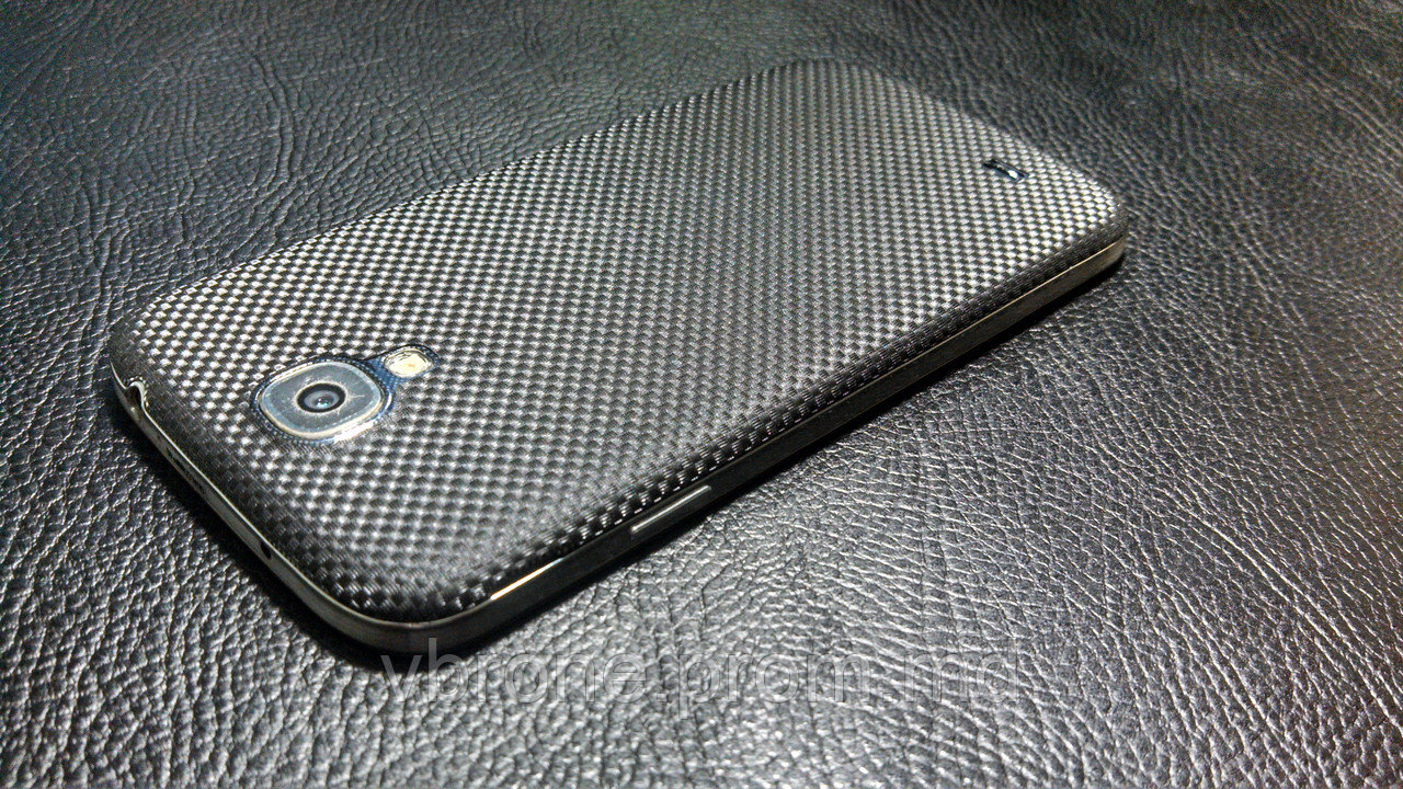 Декоративная защитная пленка для Samsung Galaxy S4 микро карбон черный - фото 1 - id-p3868158
