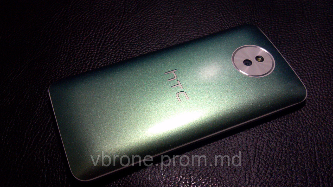 Декоративная защитная пленка для HTC Desire 609D зеленный хамелион - фото 1 - id-p3868225