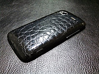 Декоративная защитная пленка для HTC Desire аллигатор черный