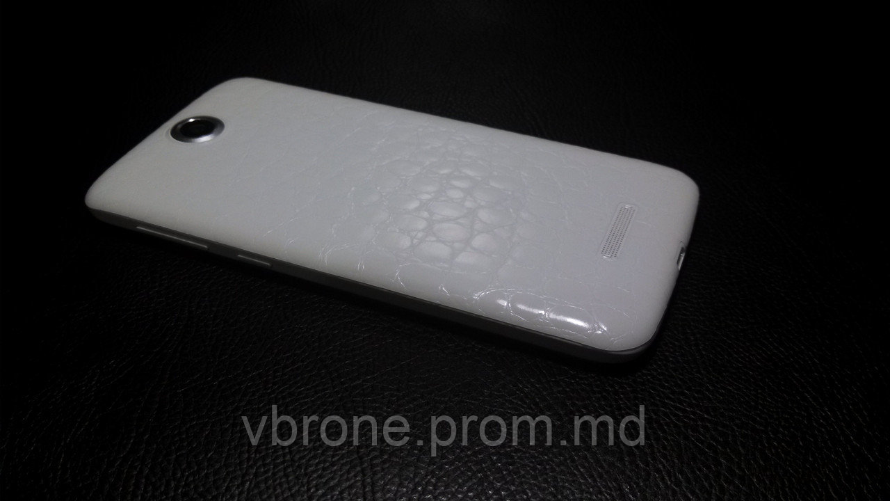 Декоративная защитная пленка для Lenovo A860e аллигатор белый - фото 1 - id-p3868288