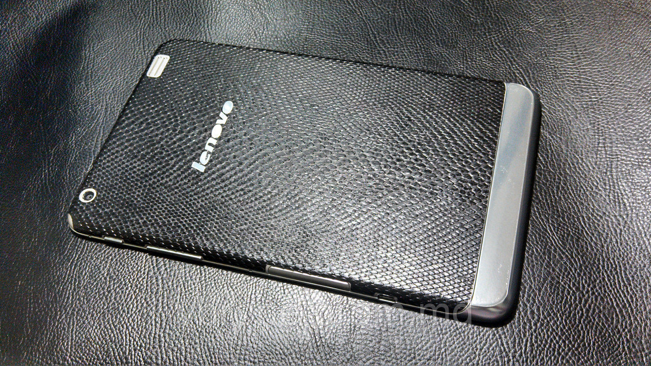 Декоративная защитная пленка для планшета Lenovo IdeaPad Miix 2 8 рептилия черная - фото 1 - id-p3868291