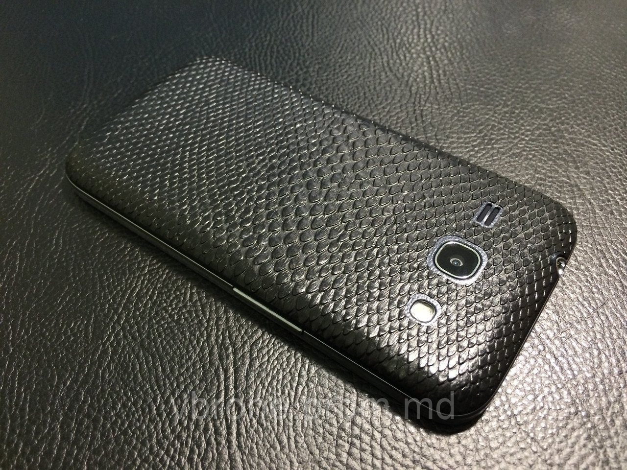 Декоративная защитная пленка для Samsung SM-G350E Galaxy Star Advance "рептилия черная" - фото 1 - id-p3868416
