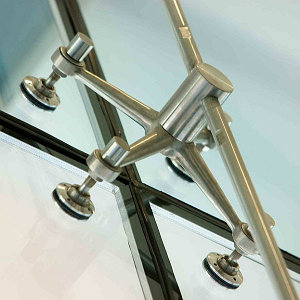 Крепежные системы для стекла и стеклянных конструкций