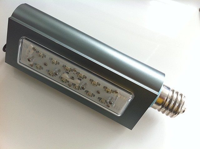 Светодиодная лампа для уличного освещения SLS-1 - фото 1 - id-p4493