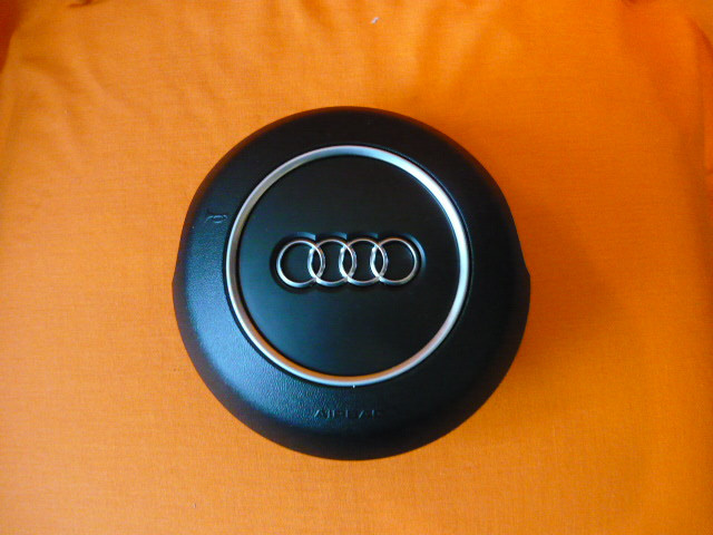 Накладка, заглушка на подушку безопасности, имитация Airbag, крышка в руль на Audi A1, Audi A6 - фото 1 - id-p4183814