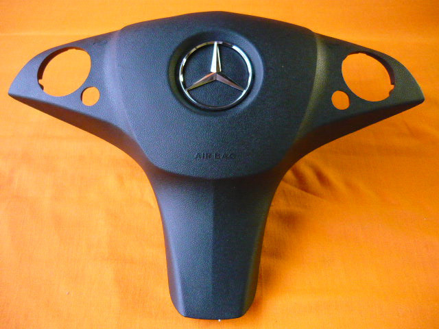 Накладка (заглушка, крышка) в руль на подушку безопасности автомобиля Mercedes - фото 1 - id-p4183850