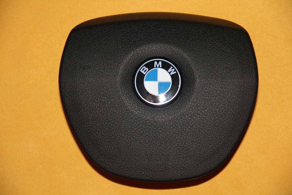 Подушка безопасности на BMW 1, 3, 5, 7 Series, X3, X5, X6 - фото 1 - id-p4183859