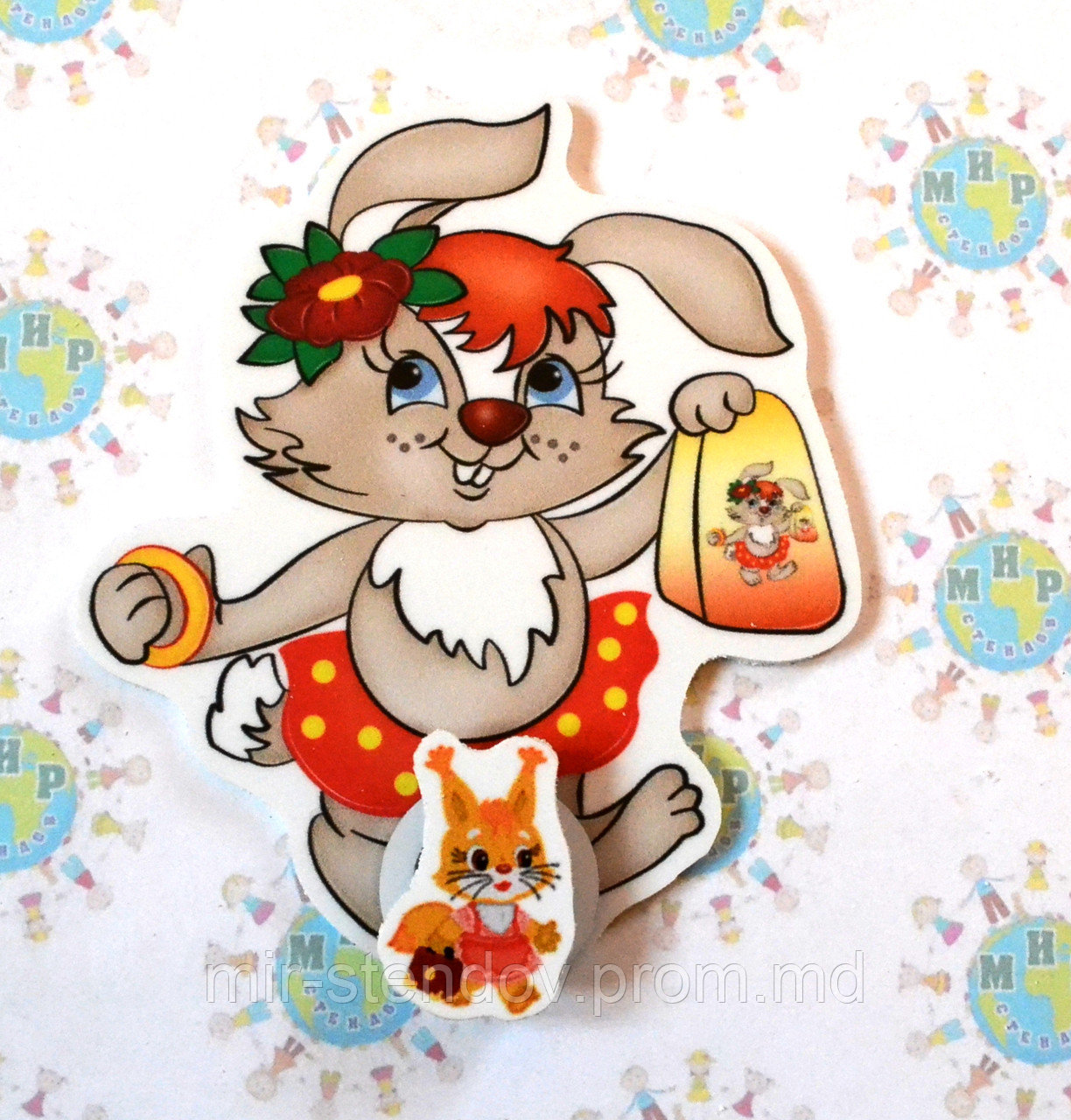 Магнитный стенд для крепления рисунка Зайчиха, фото 1