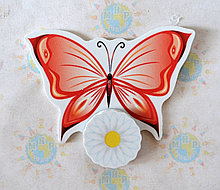 Магнитный стенд для крепления рисунка Бабочка