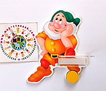 Стенд для рисунка и поделки Гномик