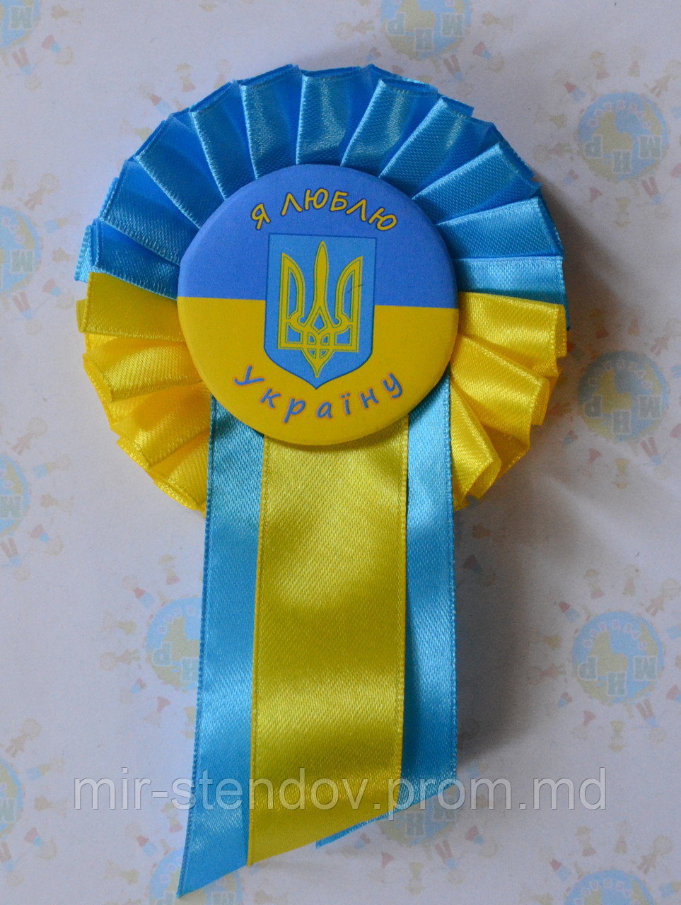 Значок Україна з розеткой - фото 1 - id-p4431587