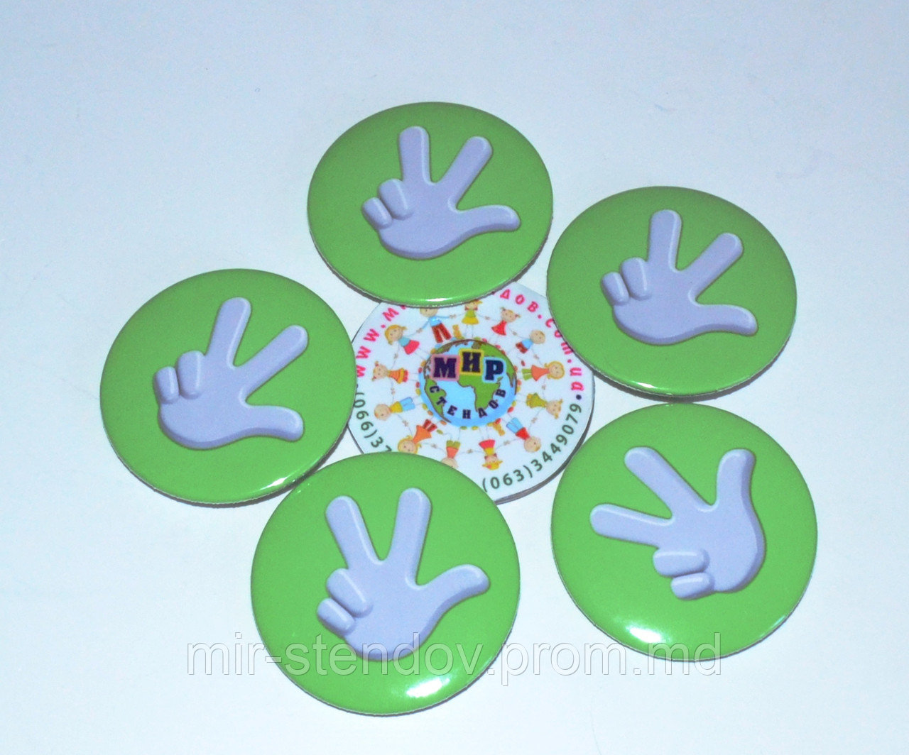 Значок сувенирный Фиксики зелёный, фото 1