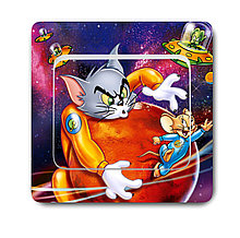 Наклейка на выключатель Том и Джери