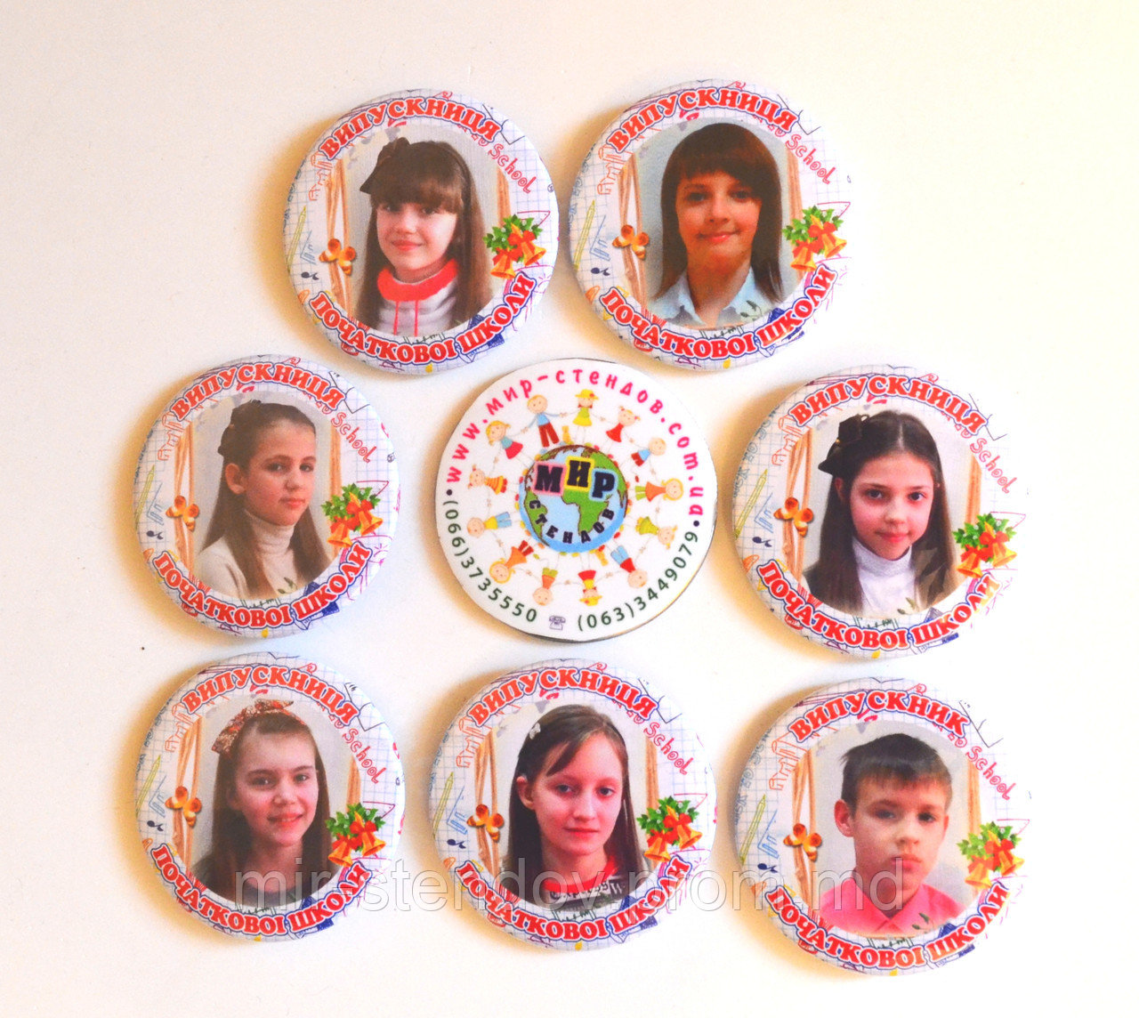 Значок Выпускник начальной школы 2017 г, фото 1