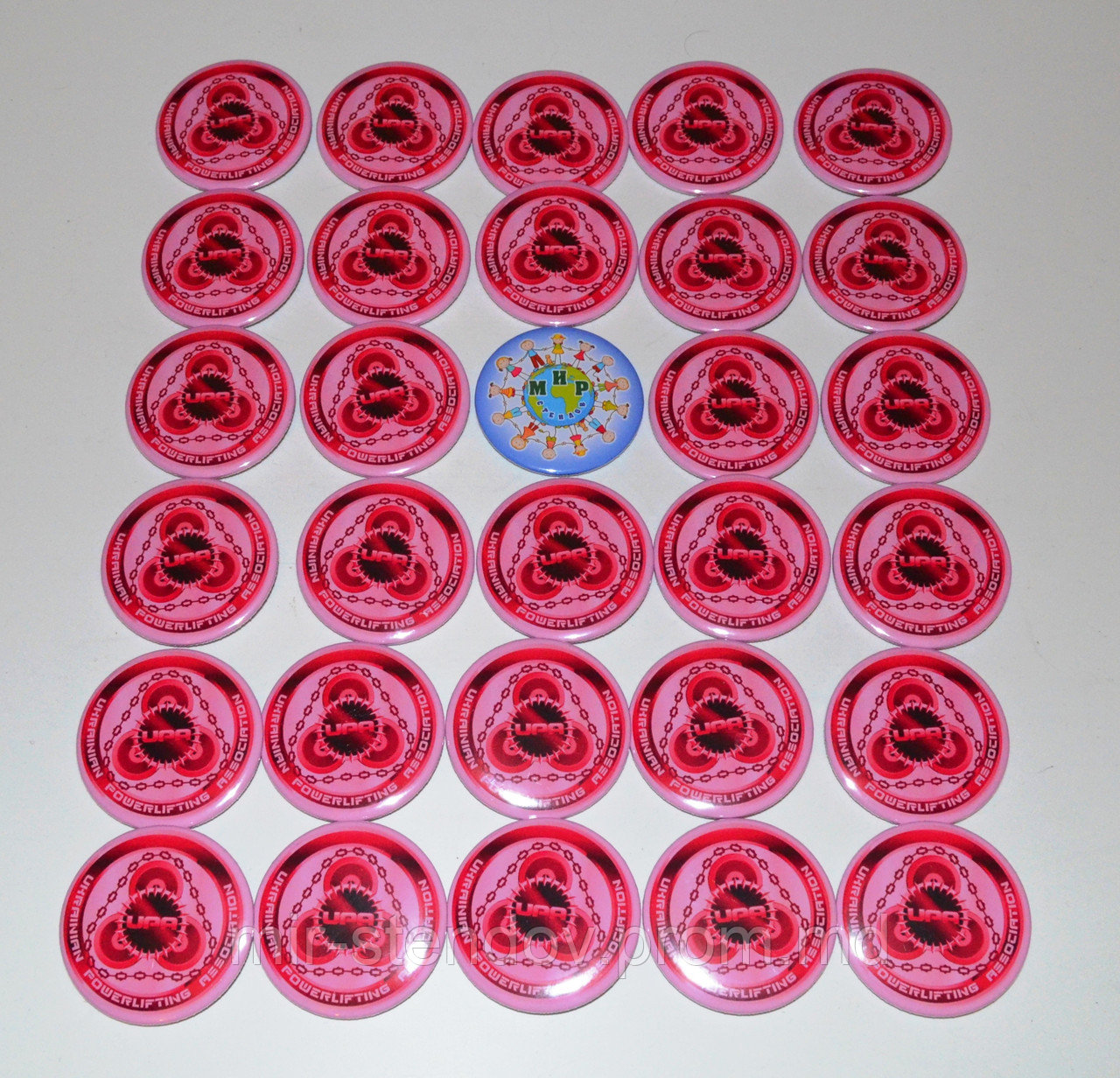 Значок с логотипом команды по пауэрлифтингу, фото 1