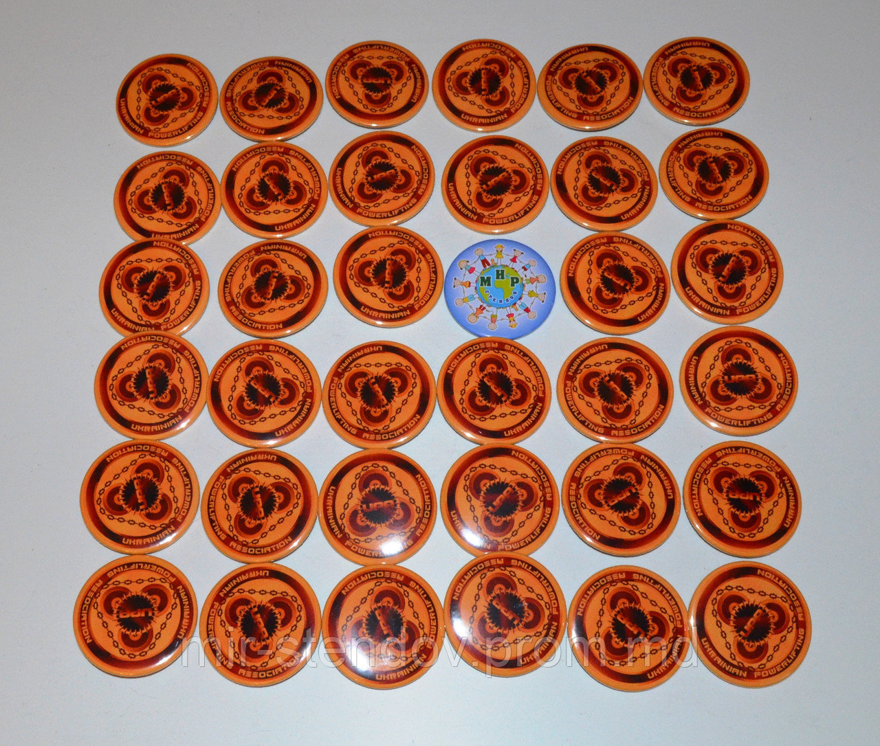 Значок с логотипом команды по пауэрлифтингу Оранжевый, фото 1