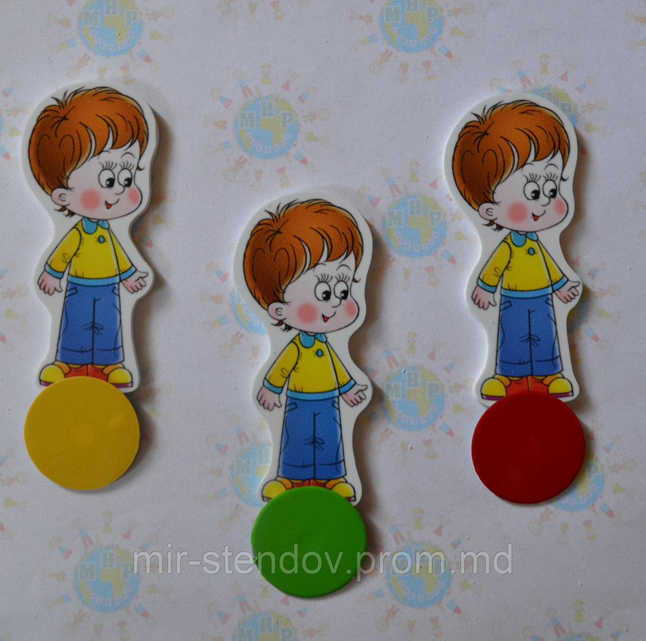 Магнитный стенд для крепления рисунка Мальчик, фото 1