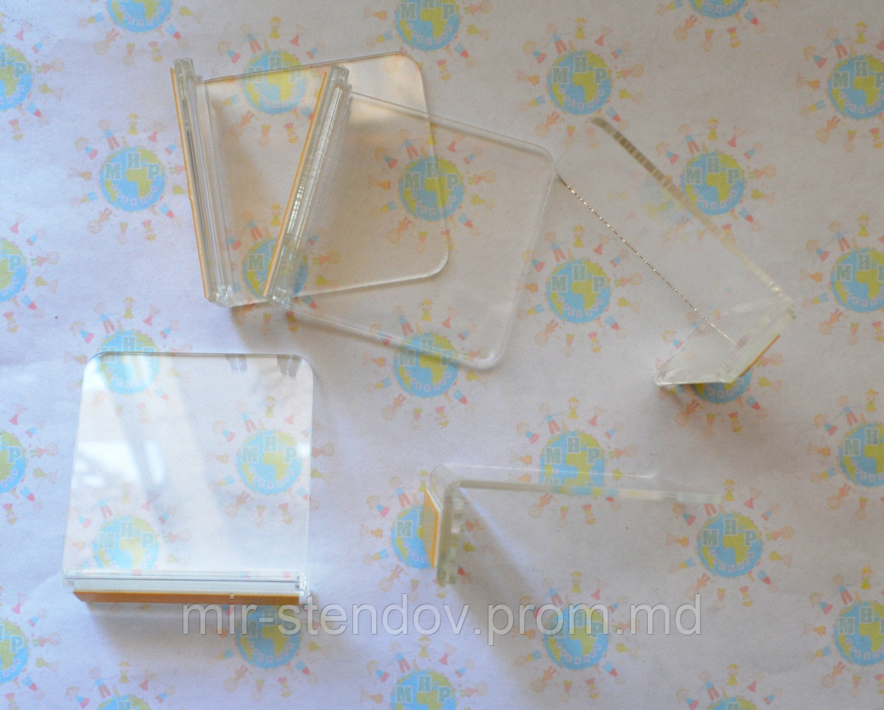 Полочка для стенда с карманчиком для имени и двухсторонним скотчем, фото 1