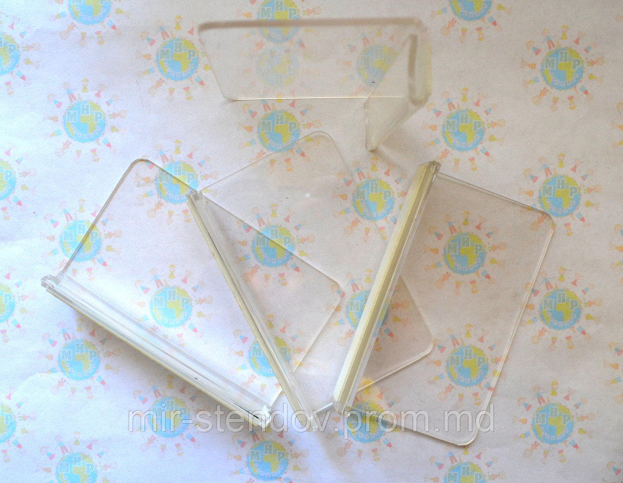 Полочка для стенда широкая с карманчиком для имени и двухсторонним скотчем, фото 1