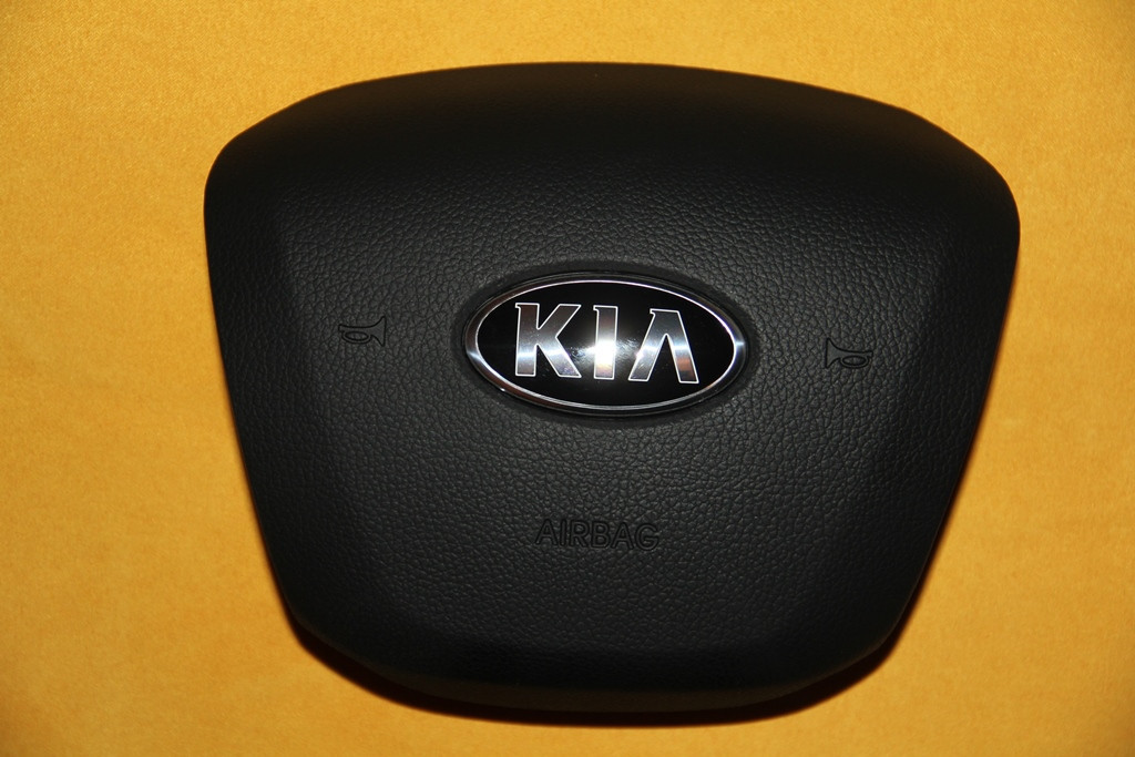 Крышка заглушка накладка обманка муляж подушки безопасности водителя KIA Rio 2012 - фото 1 - id-p4184248