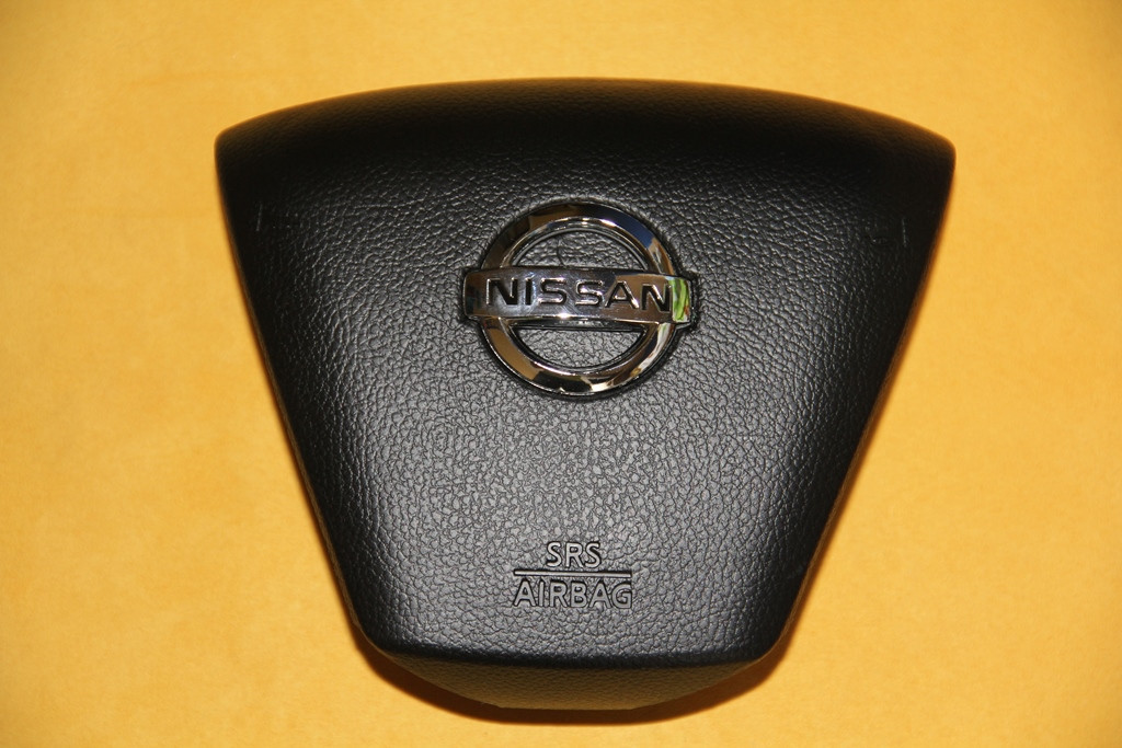 Накладка заглушка крышка в руль на подушку безопасности, имитация Airbag SRS на Nissan Murano, Teana. - фото 1 - id-p4183896