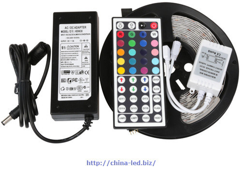 Комплект светодиодной ленты с контроллером и блоком питания FW-5050RGB 30RW многоцветная (бегущие огни) - фото 1 - id-p4506523