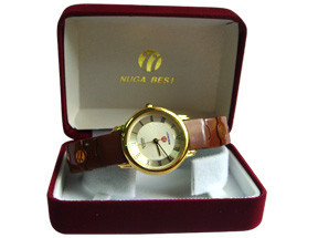Часы с браслетом женские NUGA BEST Нуга Бест новые - фото 1 - id-p4507338