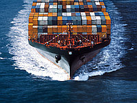 Transportul de containere maritime