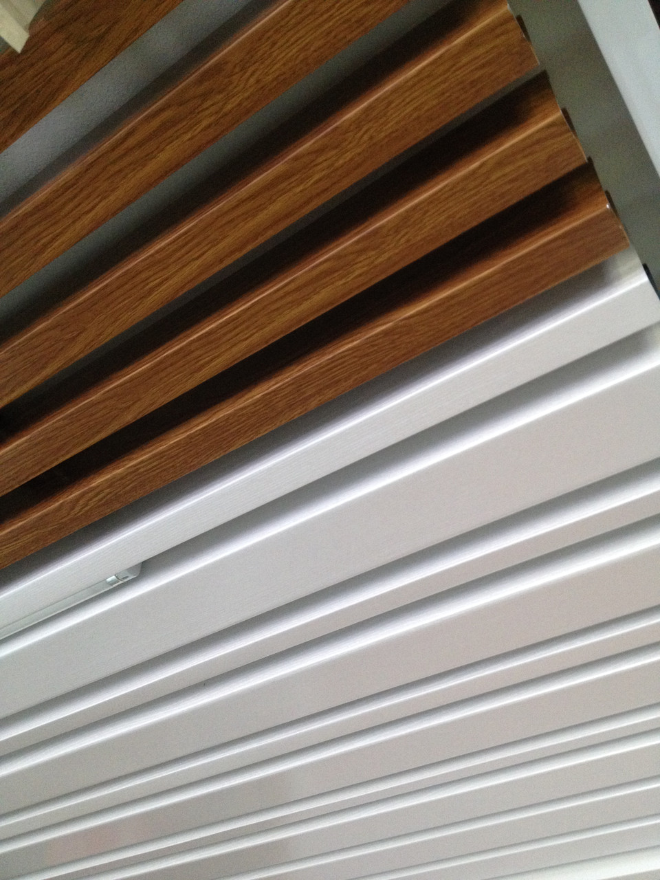 Алюминиевые реечные подвесные потолки в Кишиневе - фото 1 - id-p4512535